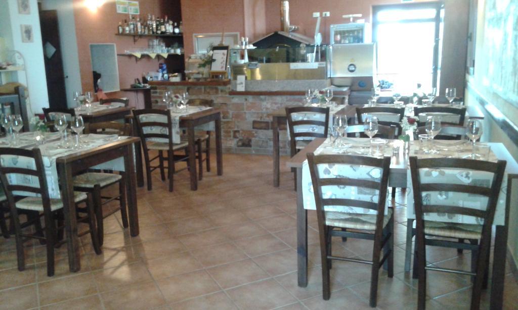 Francavilla Bisio Agriturismo Il Vecchio Portico מראה חיצוני תמונה