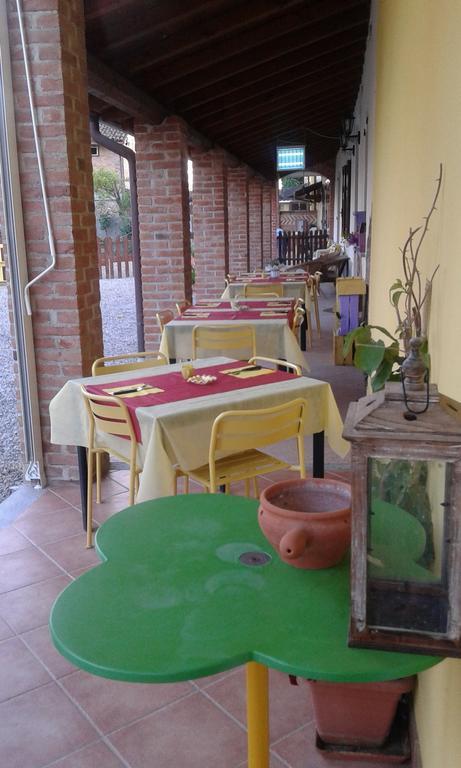 Francavilla Bisio Agriturismo Il Vecchio Portico מראה חיצוני תמונה