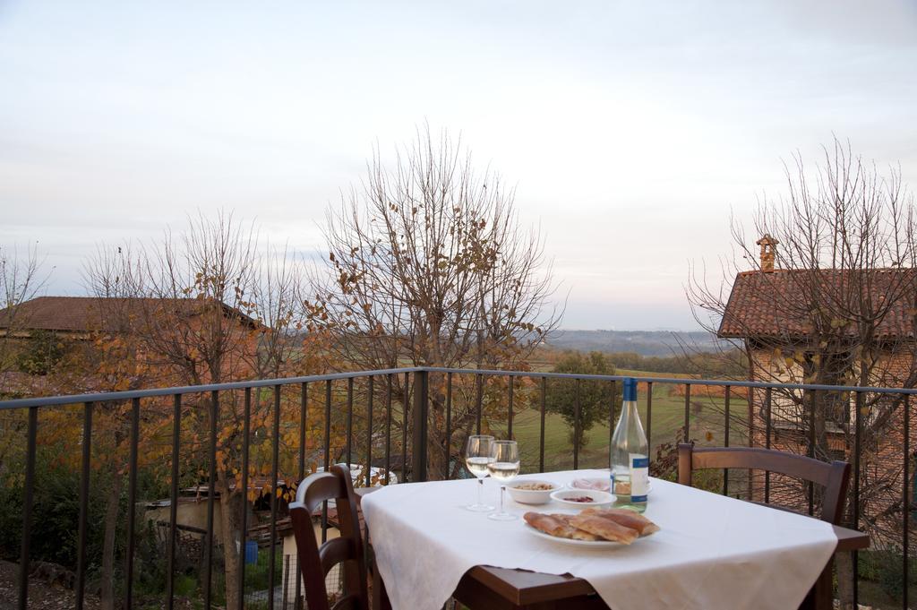 Francavilla Bisio Agriturismo Il Vecchio Portico מראה חיצוני תמונה