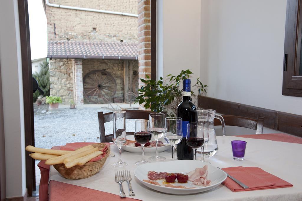 Francavilla Bisio Agriturismo Il Vecchio Portico מראה חיצוני תמונה